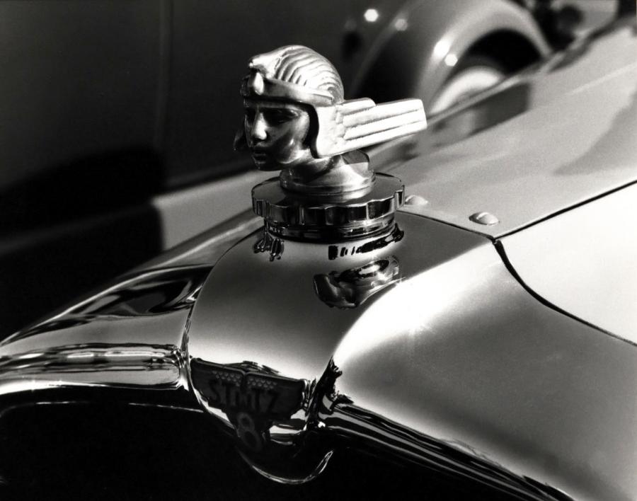 Логотип Stutz Model AA Vertical Eight 5-Passenger Sedan 1926 года  (фото 8 из 14)